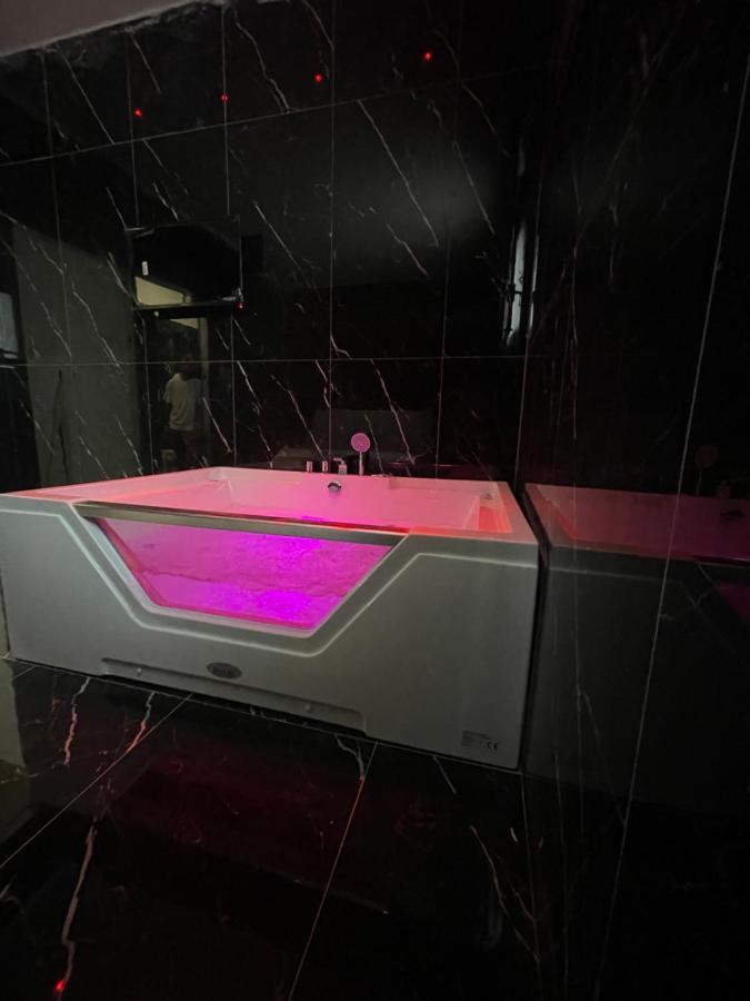Life Hotel Casalnuovo Di Napoli Zewnętrze zdjęcie
