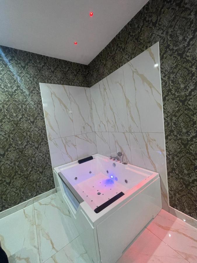 Life Hotel Casalnuovo Di Napoli Zewnętrze zdjęcie