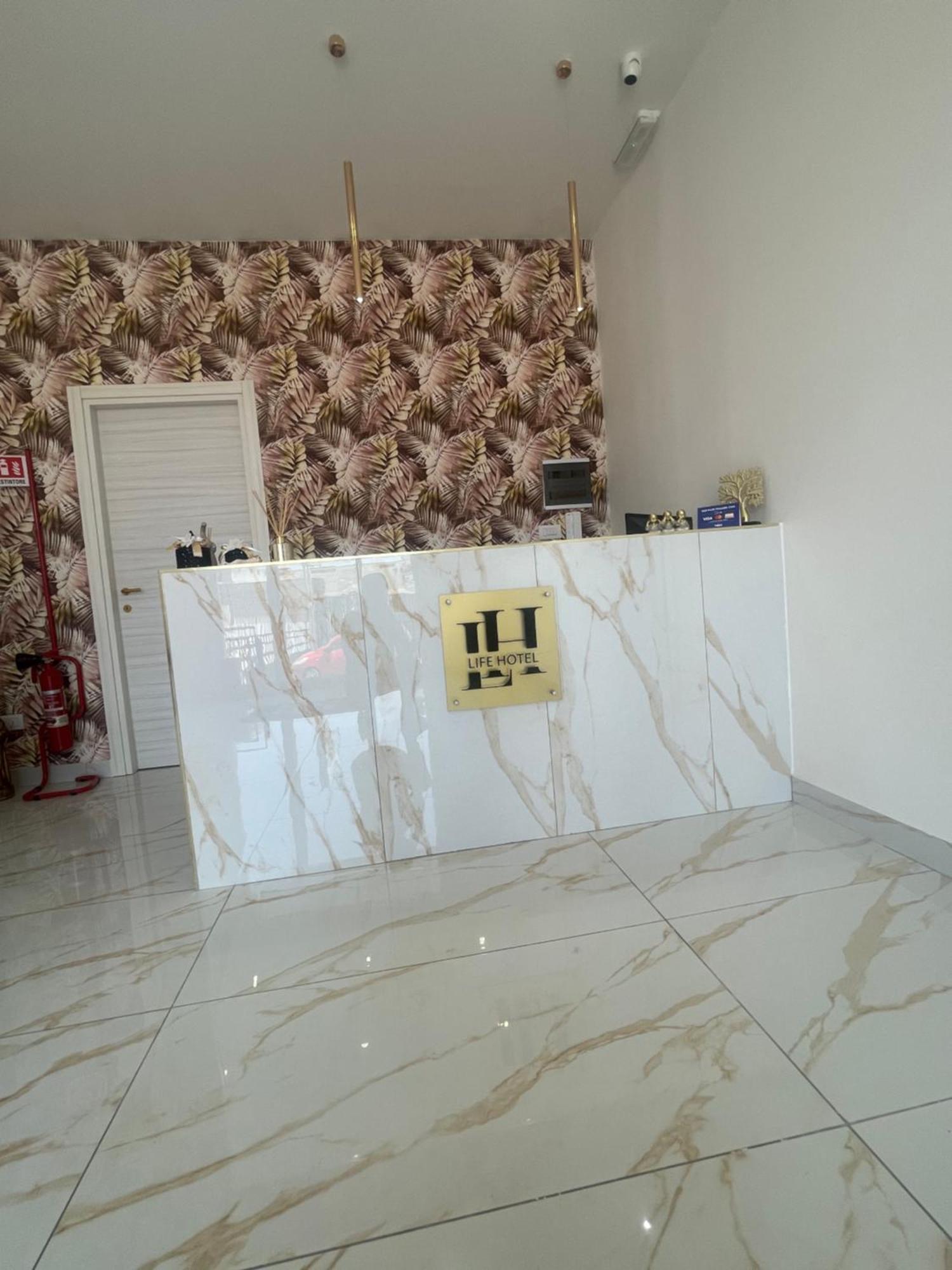 Life Hotel Casalnuovo Di Napoli Zewnętrze zdjęcie