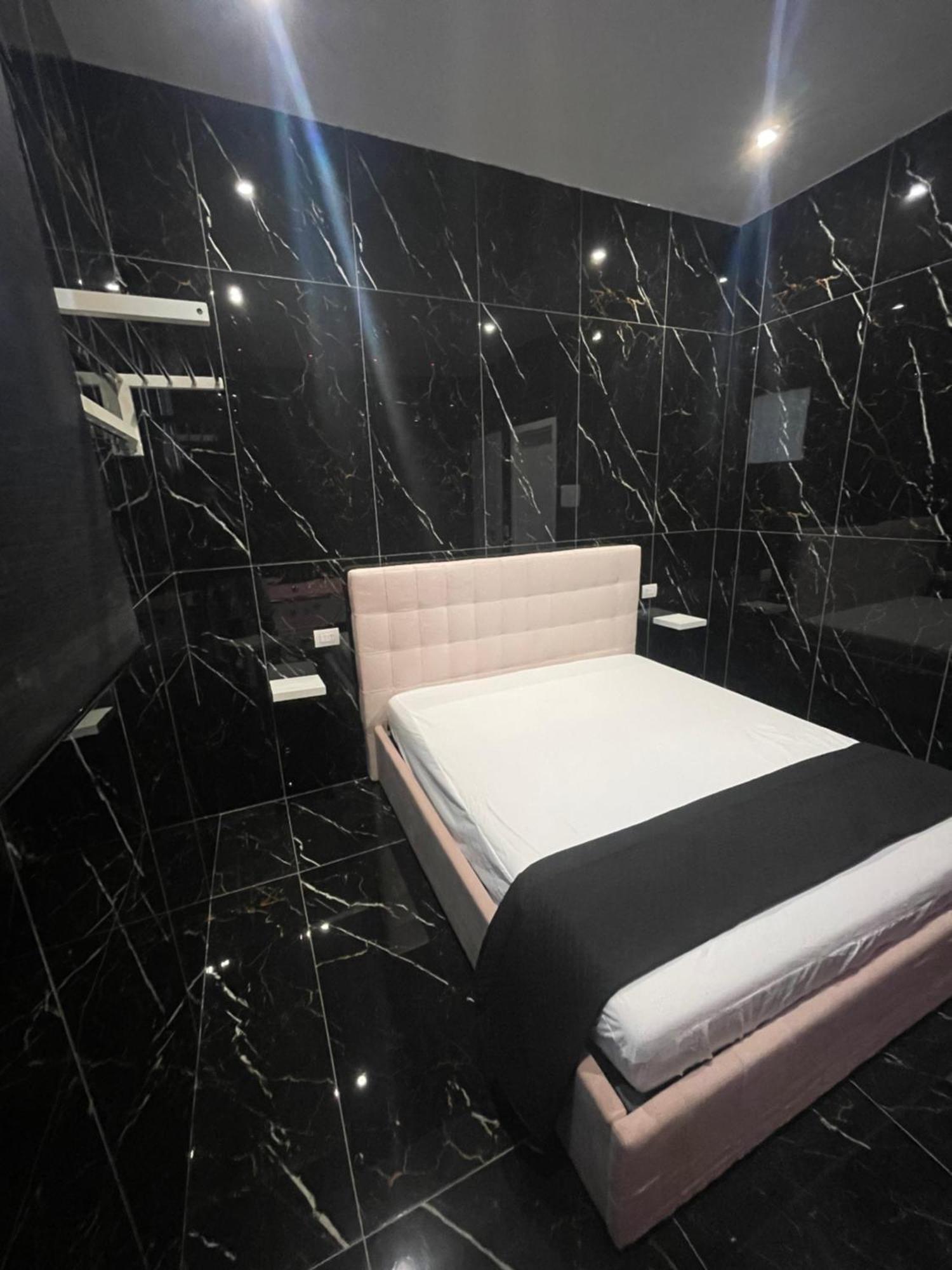 Life Hotel Casalnuovo Di Napoli Zewnętrze zdjęcie